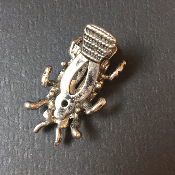 LadyBug Rhinestoned Hair Clip - Picture 2 of 2